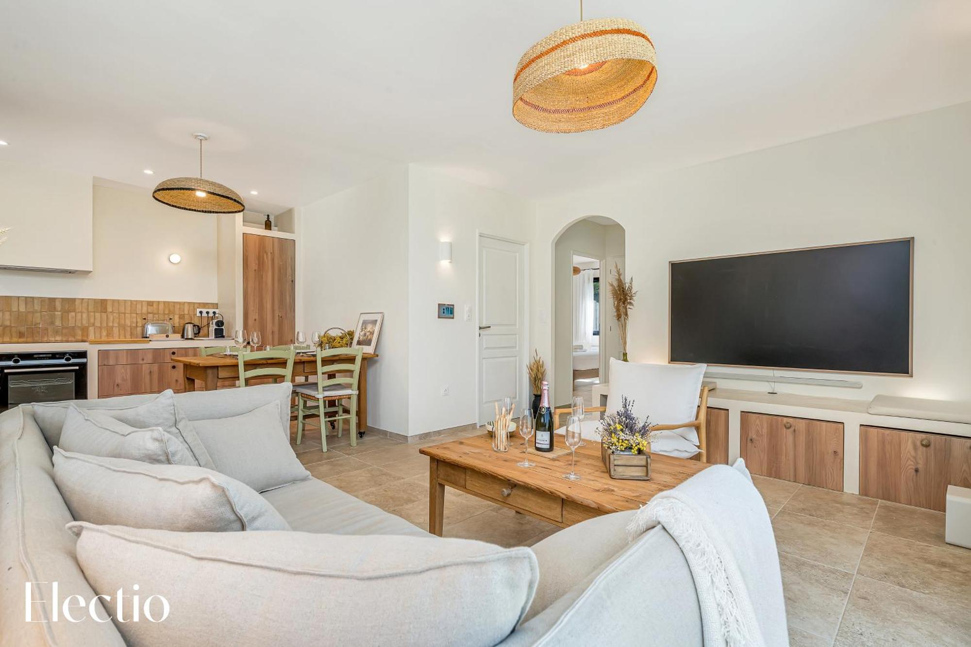 Villa Oliveda - Piscine & Salon Cinema Lourmarin Εξωτερικό φωτογραφία