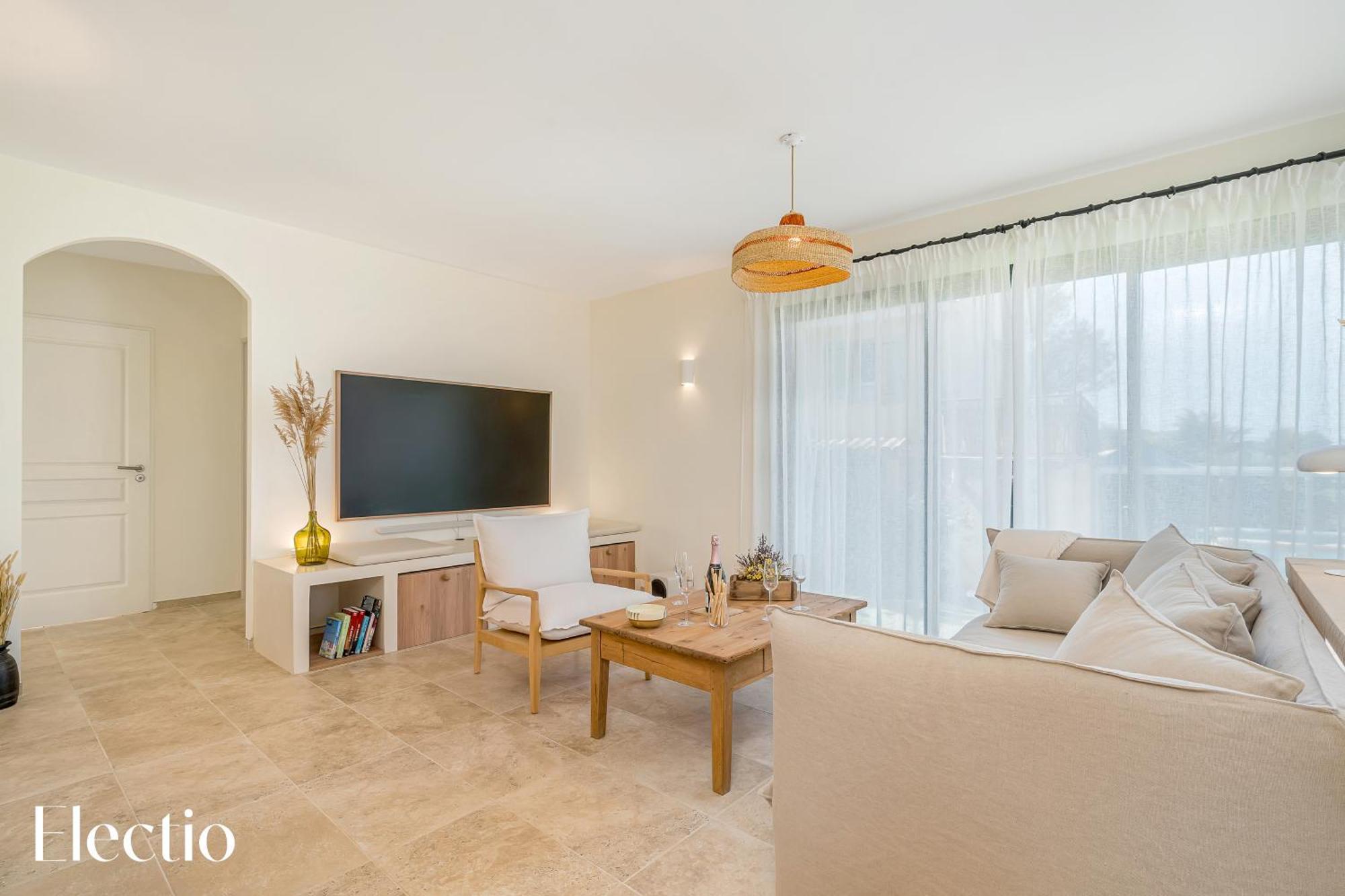 Villa Oliveda - Piscine & Salon Cinema Lourmarin Εξωτερικό φωτογραφία
